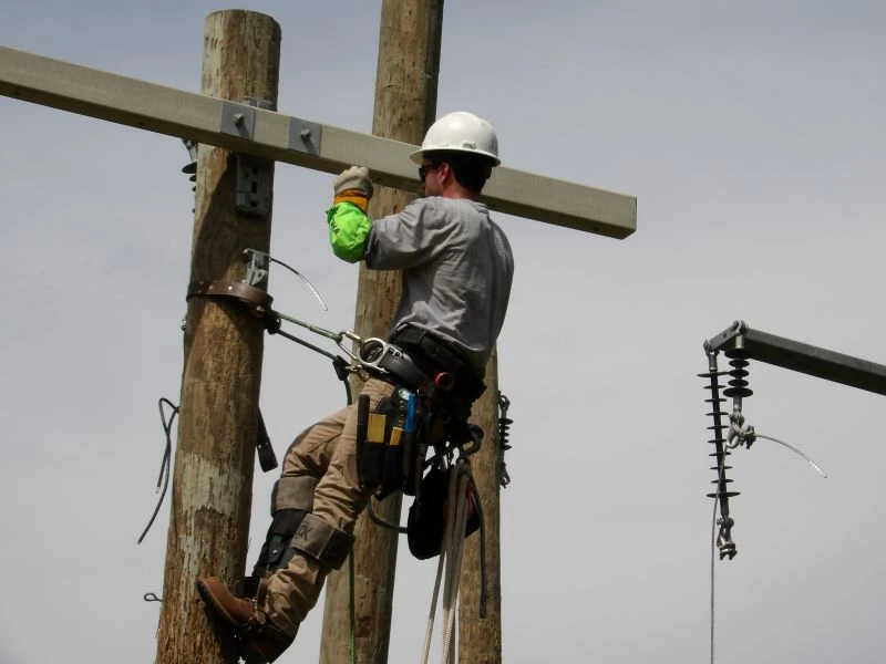 Lineman Worker Training
