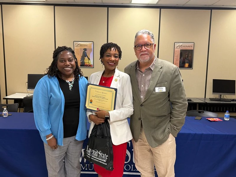 District Attorney Lynniece Washington with Adulted insturctor